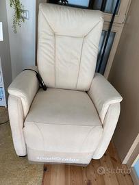 Poltrona Atene Lift Motorizzata 2 motori-bianca