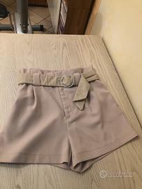Pantaloncino tessuto beige Stradivarius tg M