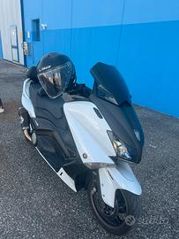 Yamaha T-Max 530 Abs
