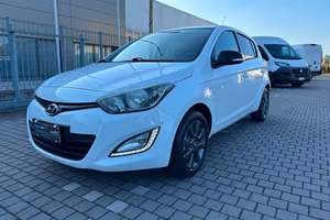 HYUNDAI - i20 - 1.2 5p. Go Brasil