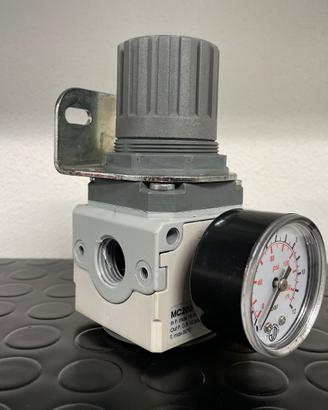 Regolatore di pressione aria compressa