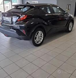Toyota CH-R