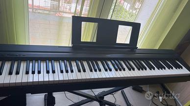 Pianoforte elettronico Yamaha P-45 (Digital Piano)