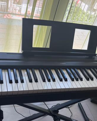 Pianoforte elettronico Yamaha P-45 (Digital Piano)