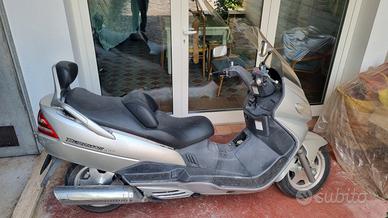 Suzuki Burgman 400 - 2001