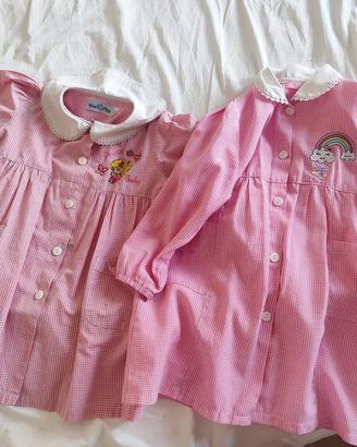 Due grembiuli bambina 4-5 anni