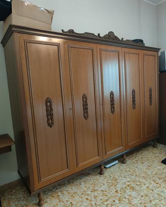 Armadio in legno 3 ante