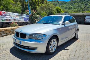 Bmw 118d grigio metallizzato cambio automatico