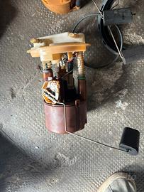 Disponibili 4 gruppi pompa carburante per auto