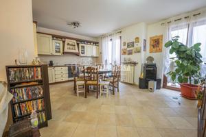 Quadrilocale seminuovo a Montecosaro Scalo!