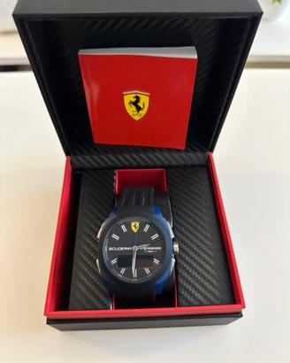 Orologio scuderia ferrari.