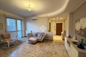 3 LOCALI A BESANA IN BRIANZA