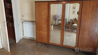 Armadio anni 50 con specchi