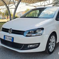 Volkswagen Polo 1.6 Tdi. (Ok.Neopatentati)