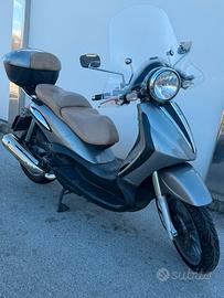 Beverly 500 cruiser 2009