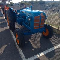 Trattore d'epoca Fordson Super Major 