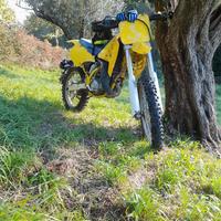 Suzuki RM 126