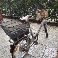 E-bike pieghevole