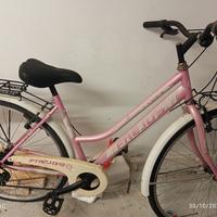 Bicicletta da città Frejus – ruote da controllare