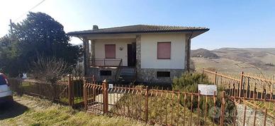 Villa di 180 m² con 4 locali e box auto doppio a M