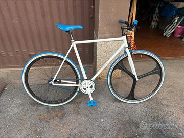 Bicicletta Custom con freno a Contropiede