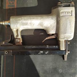 Aggraffatrice Pneumatica 