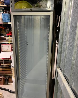 Frigo Vetrina 390 Litri motore e gas nuovi.