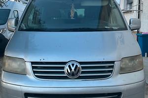 VOLKSWAGEN Caravelle Transp. 2.5 TDI 131 CV
