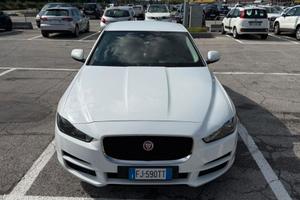 Jaguar 2.0d 05/2017 Prestige 180cv