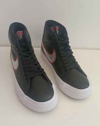 Nike Sneakers Shoes New