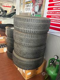 GOMME 215/50 r17 95V