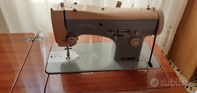 Macchina per cucire Necchi
