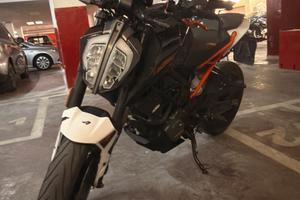 Ktm duke 125