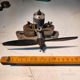 motore super tigre 33