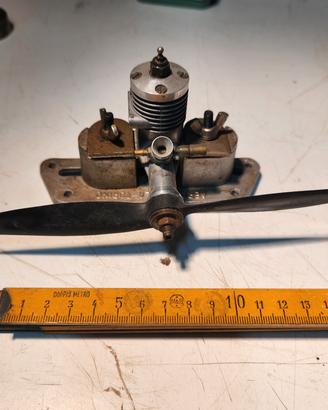 motore super tigre 33