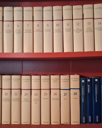 Enciclopedia La Storia d' Italia.