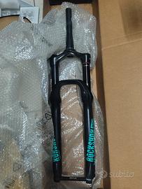forcella rockshox Yaris 29" boost 150mm
