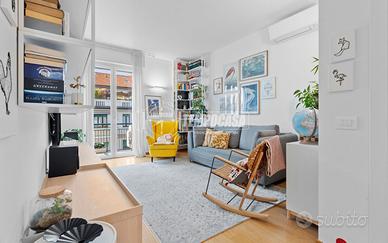 TRILOCALE LUMINOSO E RISTRUTTURATO SITO AL QUINTO