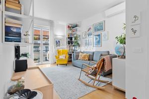 TRILOCALE LUMINOSO E RISTRUTTURATO SITO AL QUINTO