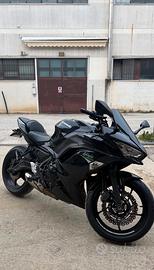 Kawasaki Ninja 650 (2020) depotenziata per A2