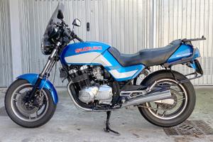 Suzuki GSX 750 - 1983