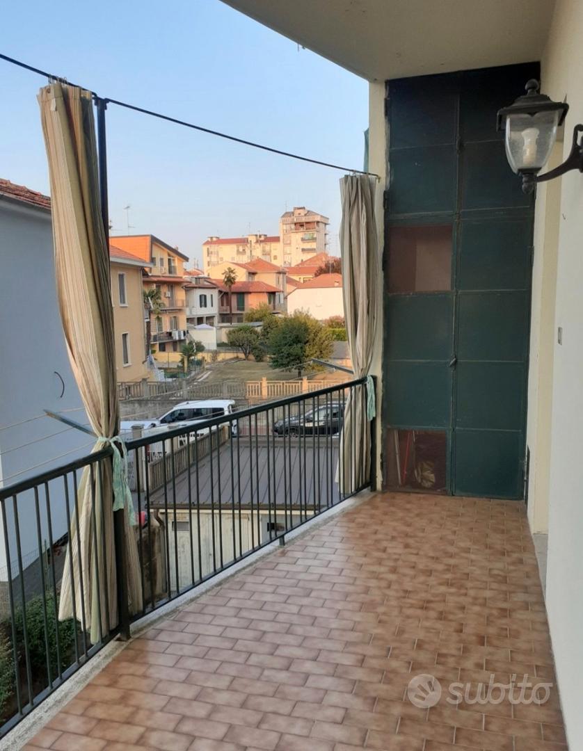 Appartamento – Vercelli, Porta Torino, L'Isola - Vista 3
