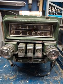 Autoradio AUTOVOX RA15 anni 50