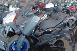 YAMAHA XMAX 300