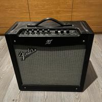 Amplificatore Fender Mustang V2