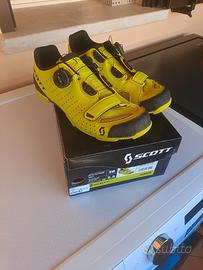 Scarpe per MTB marca Scott