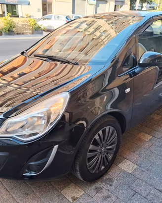 Opel Corsa 1200 benzina e GPL del 2013