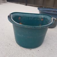 mangiatoie per cavalli ecc.