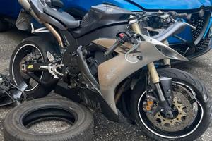 R1 2004 incidentata 2000€