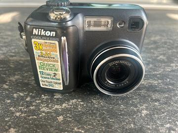 Nikon coolpix fotocamera digitale